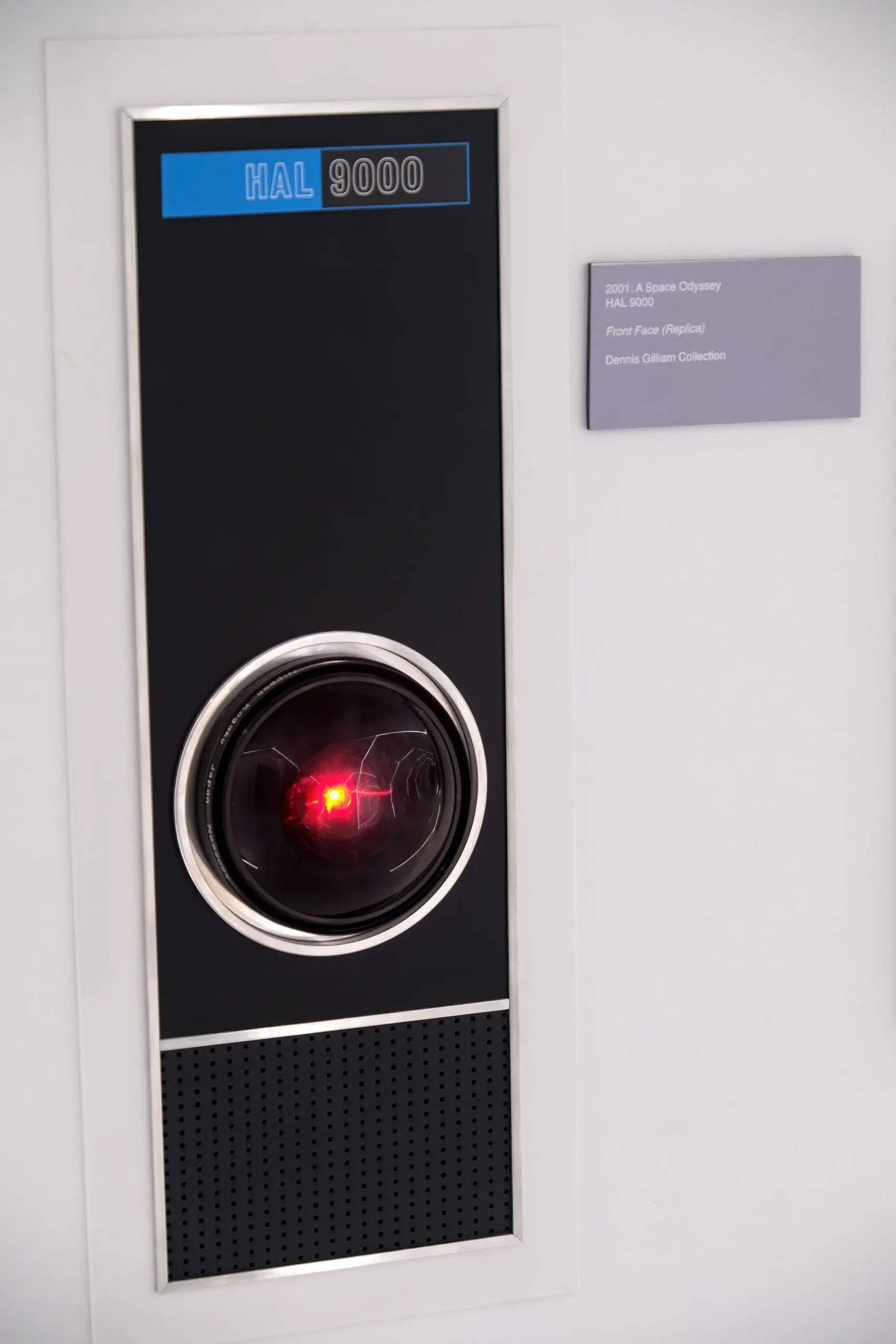 Front panel of HAL 9000; A fictional artificial intelligence character or deepfakes reference