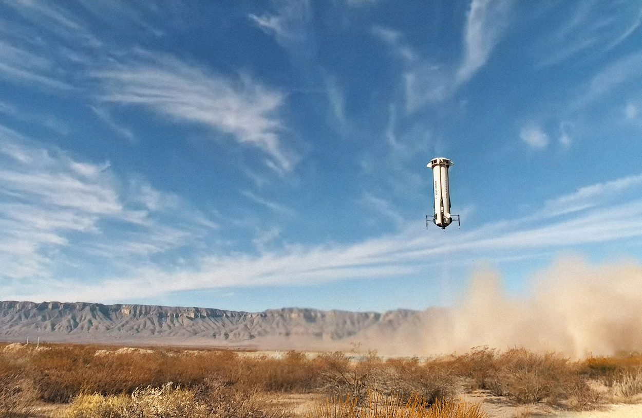 Blue Origin Launch: The New Shepard booster nears touchdown during NS-29. (Via blueorigin.com)