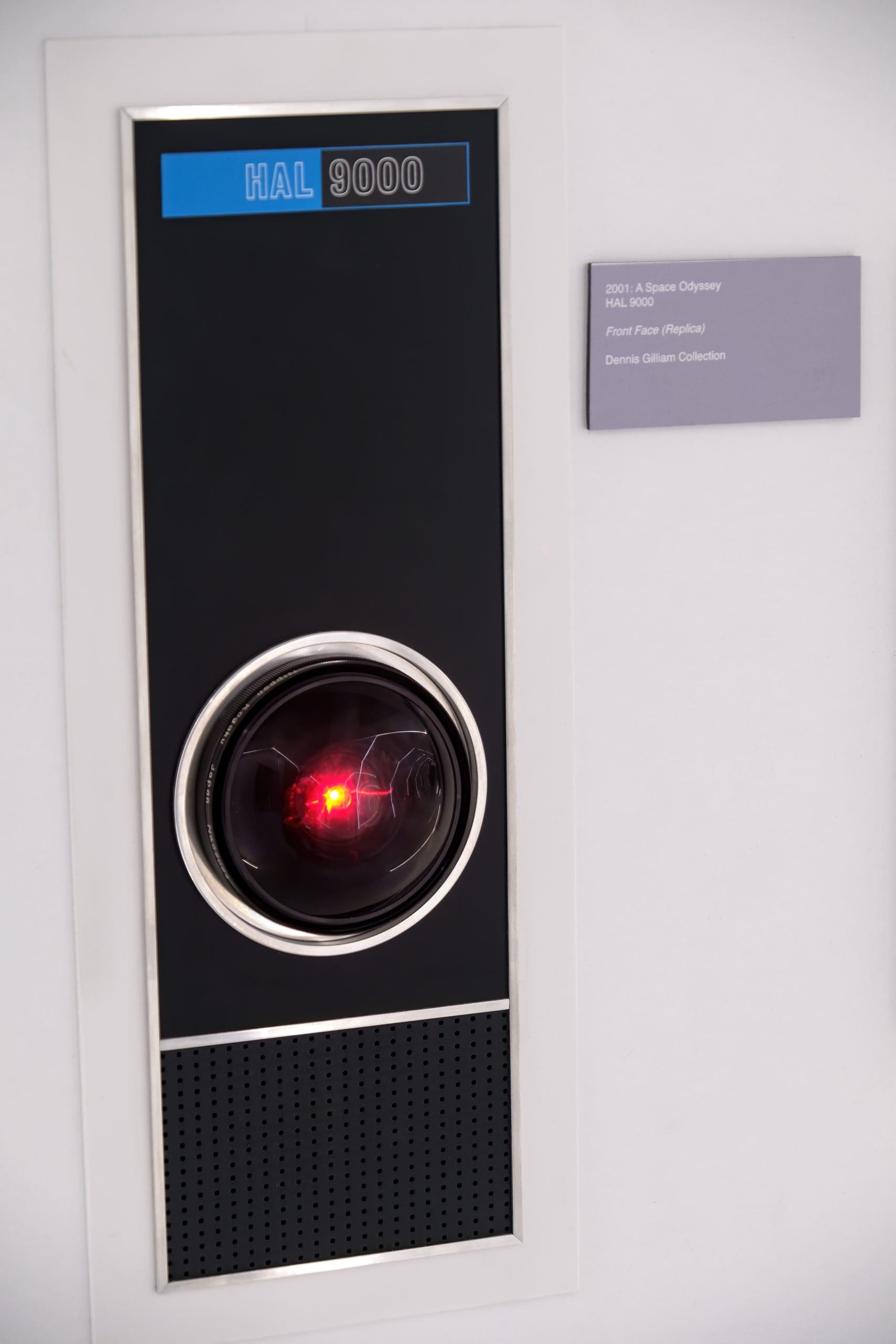 Front panel of HAL 9000; A fictional artificial intelligence character or deepfakes reference