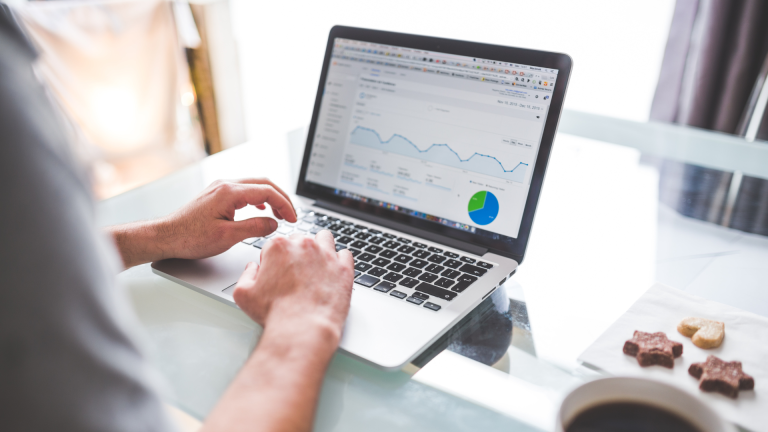 Meta Ads and AI Creative Features: Are Advertisers Really in Control?